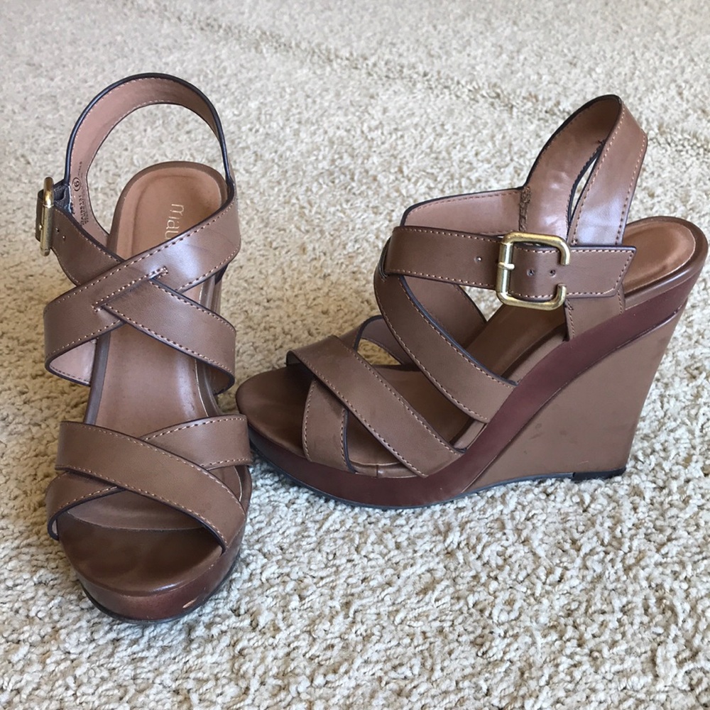 Brown wedge sandals size 6.